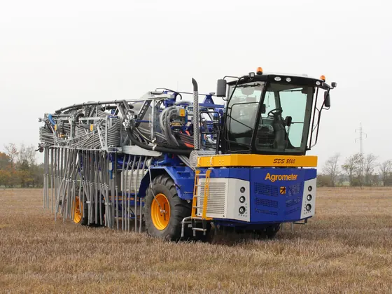 Selbstfahrender Agrometer auf dem Feld